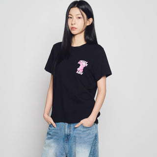 WOMAN FUZZY FONT RABBIT SHORT SLEEVE T-SHIRT BLACK