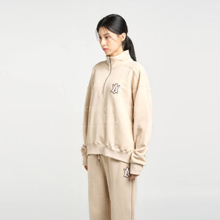 A LOGO EMBLEM PATCH BASIC PULLOVER SWEAT SHIRT BEIGE