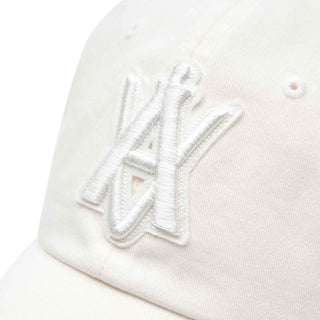 A LOGO EMBLEM EMBOSSING PATCH BALL CAP WHITE