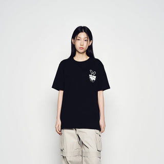 NEWSPAPER RABBIT SHORT SLEEVE T-SHIRT BLACK