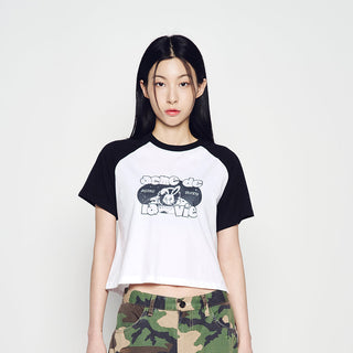 SPACE RABBIT RAGLAN CROP SHORT SLEEVE T-SHIRT BLACK