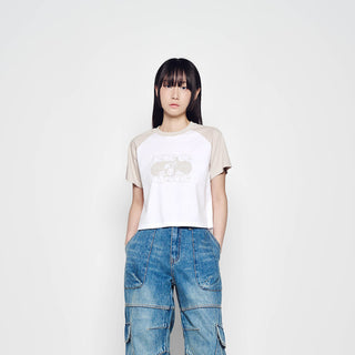 SPACE RABBIT RAGLAN CROP SHORT SLEEVE T-SHIRT ESSENTIAL BEIGE