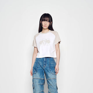 SPACE RABBIT RAGLAN CROP SHORT SLEEVE T-SHIRT ESSENTIAL BEIGE