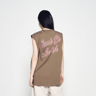 SCRIPT LOGO OUTLINE SLEEVELESS COCOA