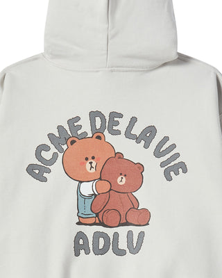BEAR DOLL HUG BROWN LINE FRIENDS HOODIE LIGHT GRAY