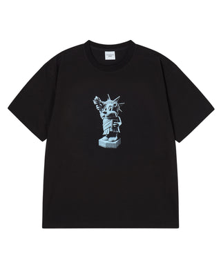 AC BEAR STATUE OF LIBERTY SHORT SLEEVE T-SHIRT BLACK