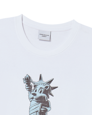 AC BEAR STATUE OF LIBERTY SHORT SLEEVE T-SHIRT WHITE