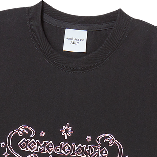 WOMAN PRINCESS FONT CROP SHORT SLEEVE T-SHIRT BLACK