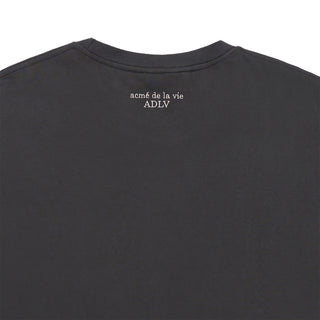 WOMAN STAND AC BEAR SHORT SLEEVE T-SHIRT CHARCOAL