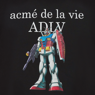 MOBILE SUIT GUNDAM BASIC LOGO SHORT SLEEVE T-SHIRT BLACK