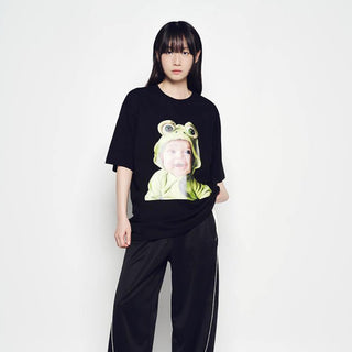 BABY FACE FROG BABY SLEEVE T-SHIRT BLACK
(OVERSEAS & DOMESTIC EXCLUSIVE)