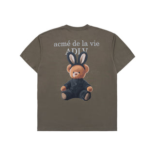 RABBIT BEAR DOLL LOGO SHORT SLEEVE T-SHIRT COCOA