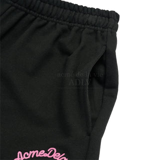 SCRIPT EMBOSSING CHAIN NEEDLEWORK SHORT PANTS BLACK